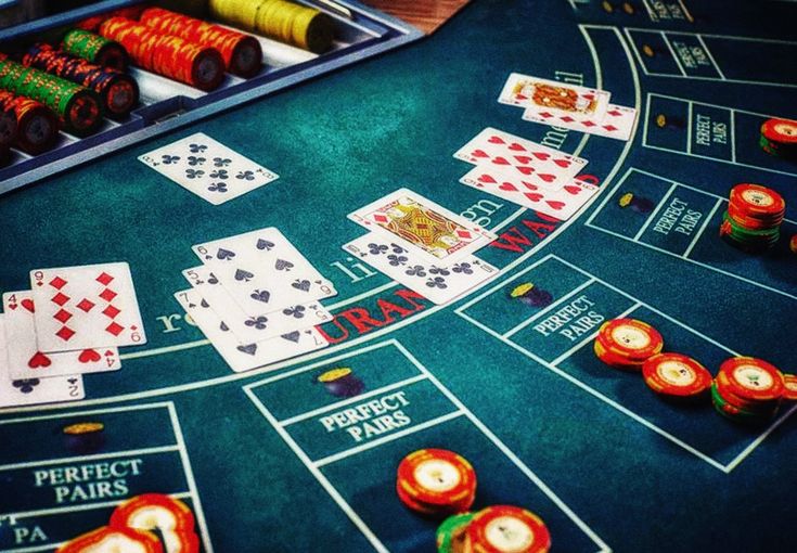 Aces Up Casino آن لائن کیسینو میں اصل گیمز